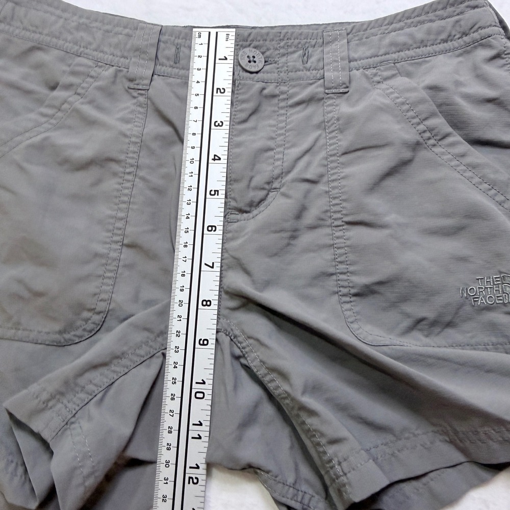 The North Face Shorts Hiking Cargo Gray Embroidered Logo Size 4 - Picture 7 of 9